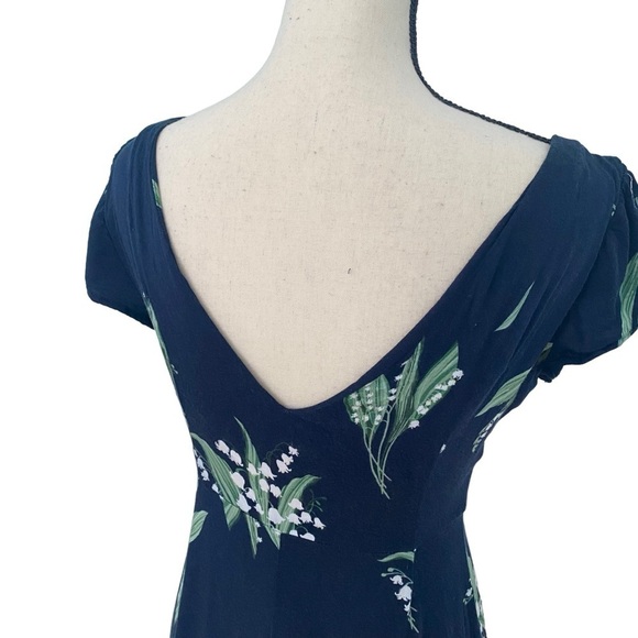 Urban Outfitters Malena Navy Floral Button-Down Midi Dress Size Small - Picture 11 of 16